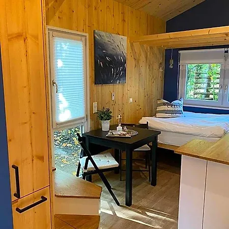 Apartahotel Tiny House Moehne Im Pier9 Tiny House 3*